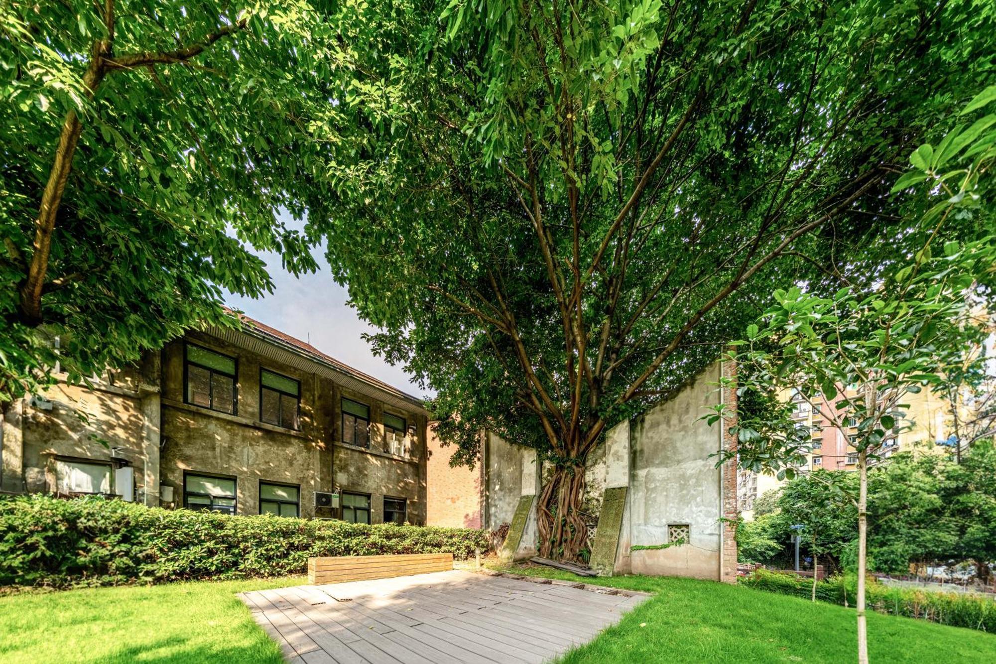 Wuyu Hotel - Chongqing University & Ciqikou Ancinet Town المظهر الخارجي الصورة